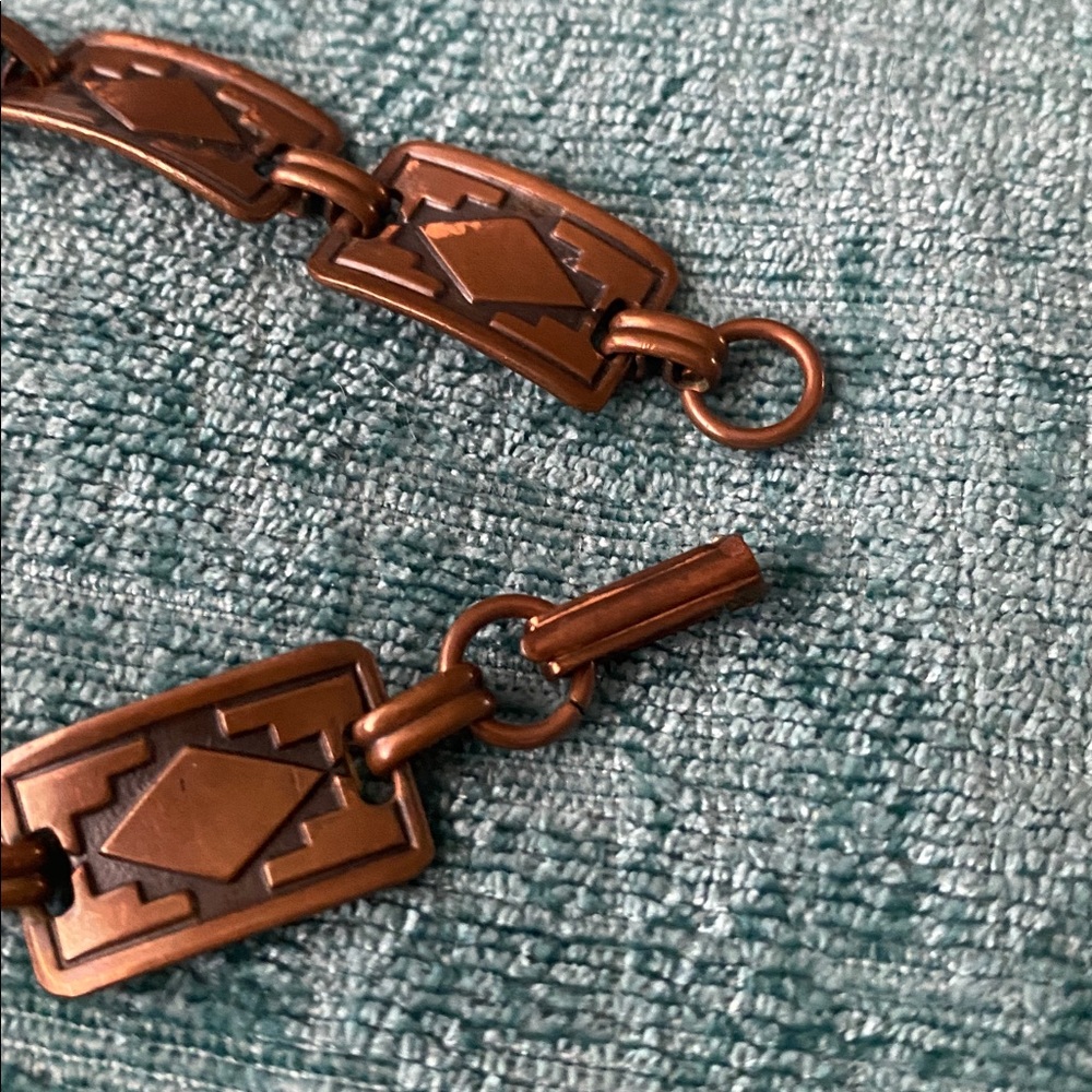 1970’s Copper American Indian Bracelet - Picture 2 of 3
